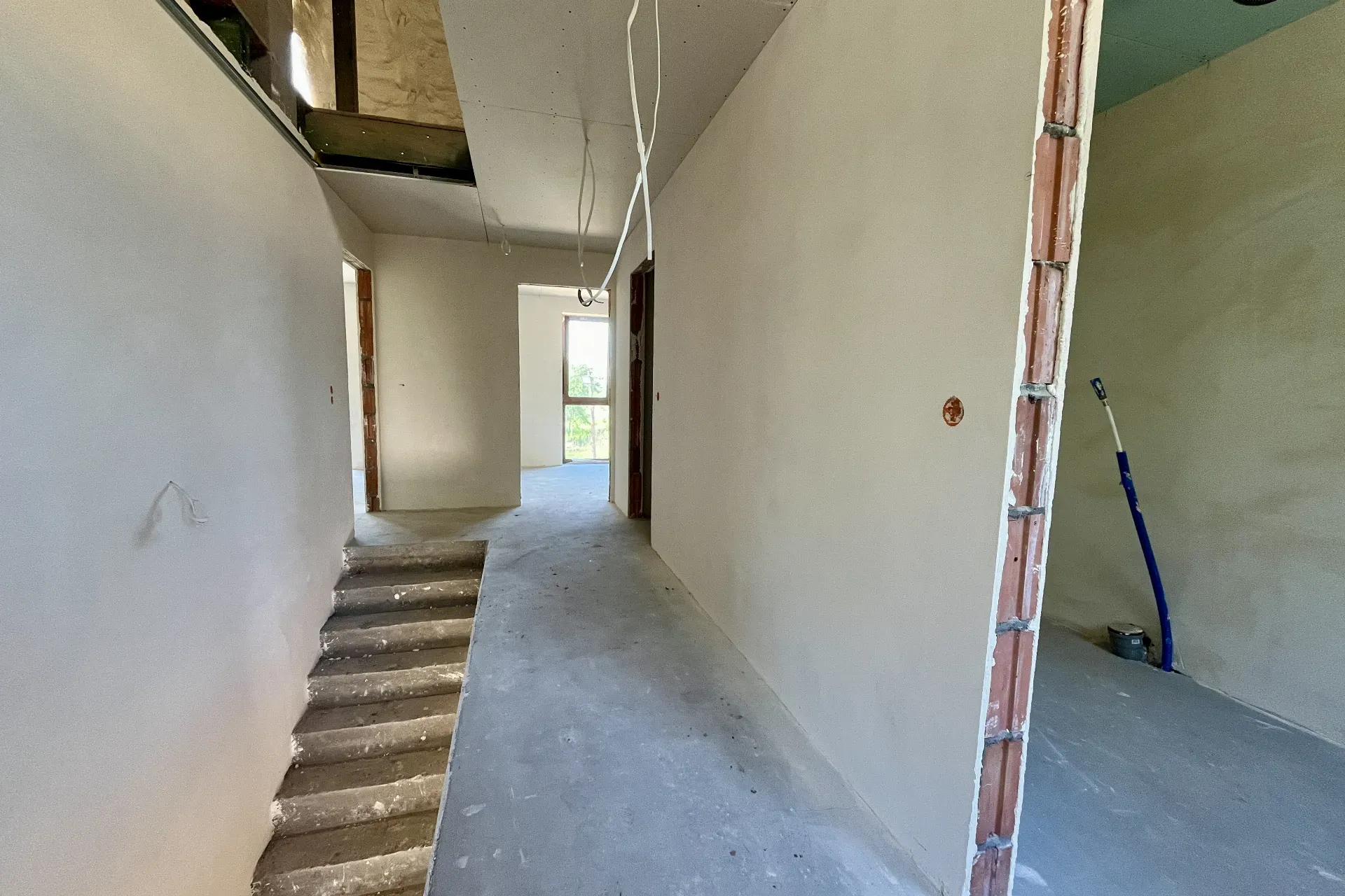 Dom W Stanie Deweloperskim 7