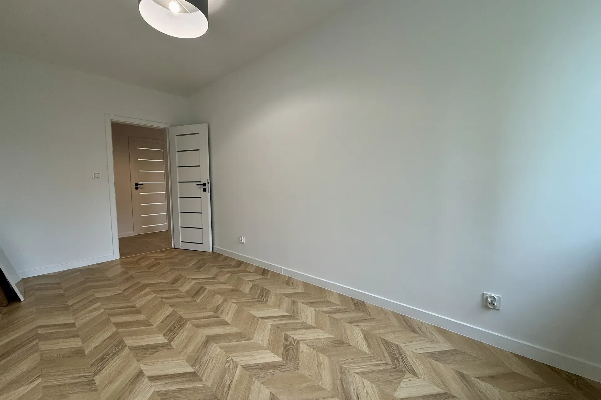 Szombierki - mieszkanie po remoncie - 4 pokoje 15