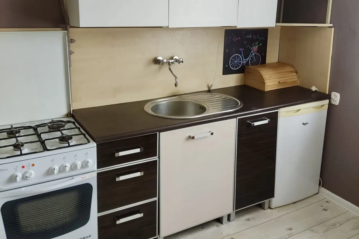 2 Pokoje Do zamieszkania Balkon CO miejskie 10