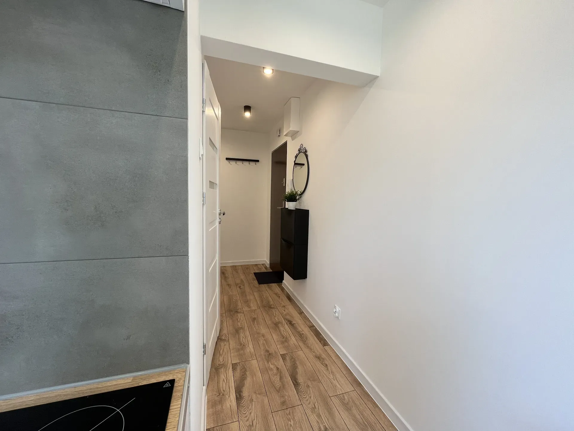 Kawalerka po remoncie w pełni wyposażona 15