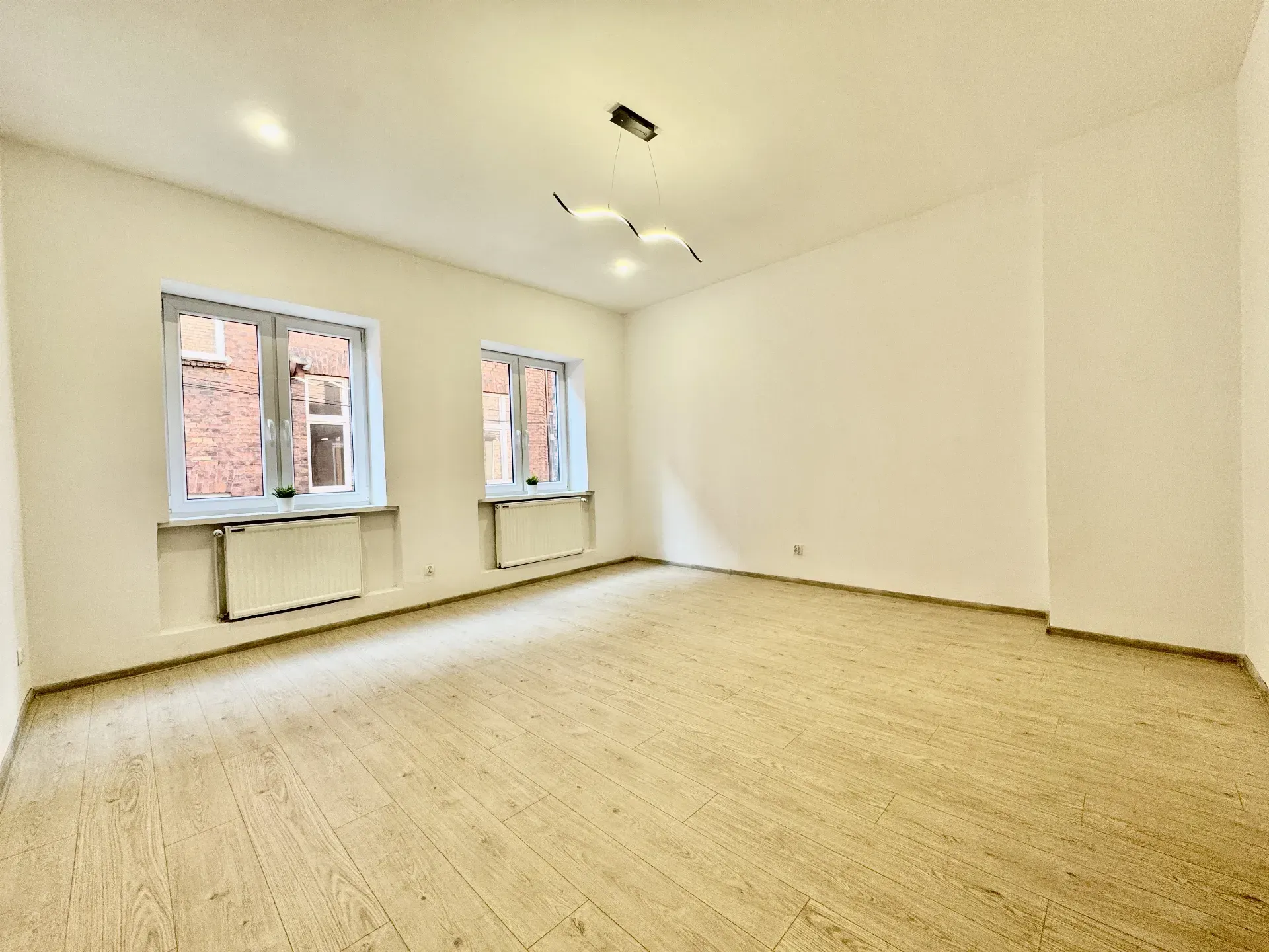 Po remoncie! Duże mieszkanie 77,86 m2 14