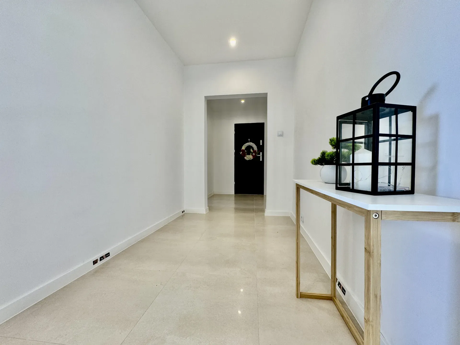 3 pokoje Po Remoncie z balkonem Od zaraz 10