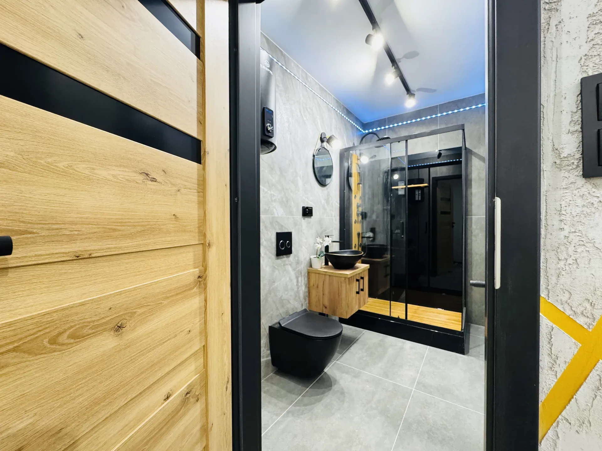 Piękne, wyremontowane 2 pokoje 5