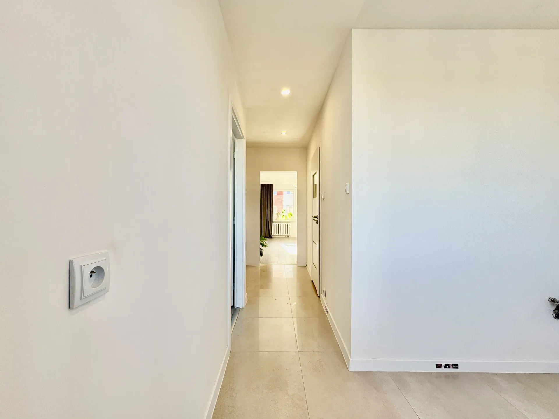 3 pokoje Po Remoncie z balkonem Od zaraz 11