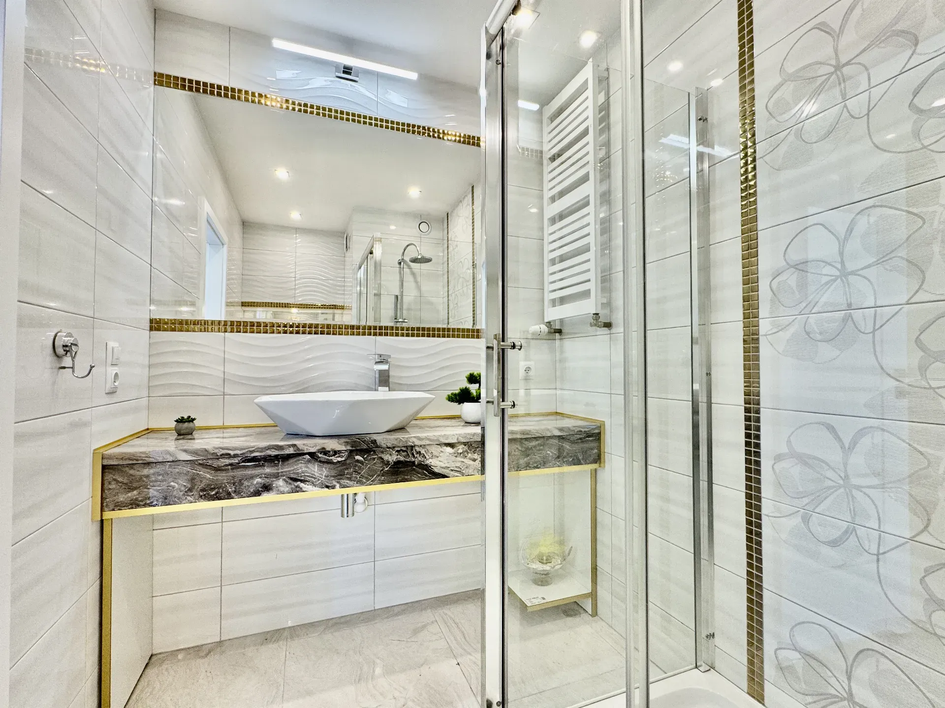 3 pokoje Po Remoncie z balkonem Od zaraz 20