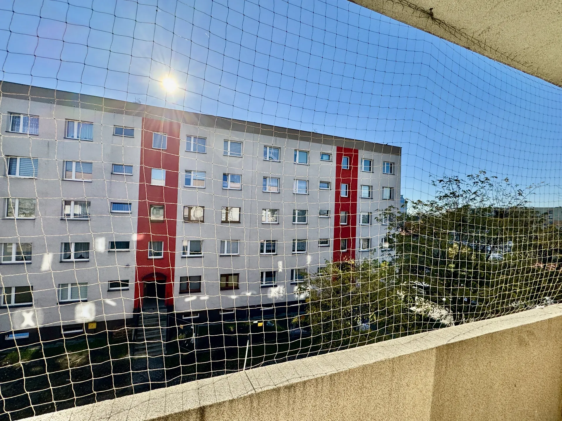 3 pokoje Po Remoncie z balkonem Od zaraz 24