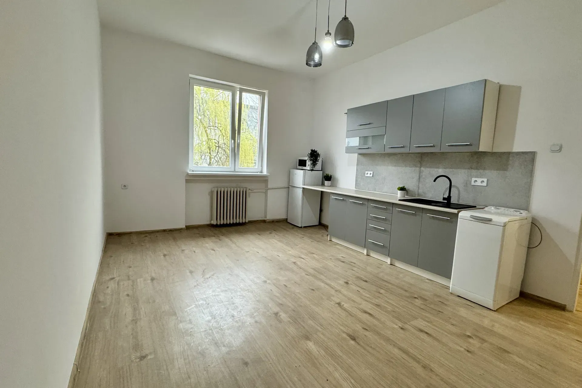 Kawalerka po remoncie | Szombierki | 1200zł 9